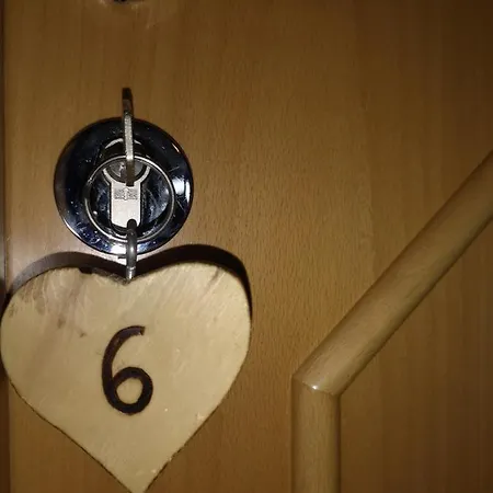 Gaestehaus Luxner בית הארחה שטראס אים זילרטל