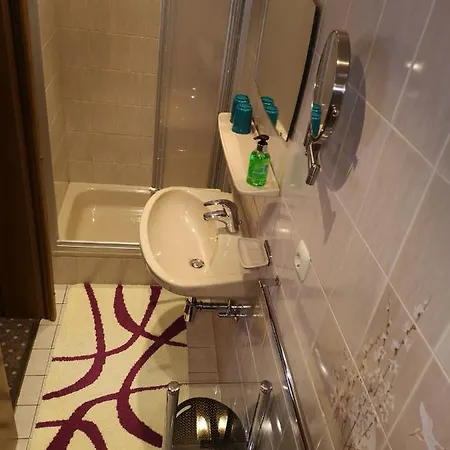 Gaestehaus Luxner שטראס אים זילרטל