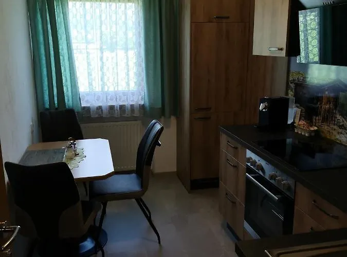 Gaestehaus Luxner 3* Strass im Zillertal