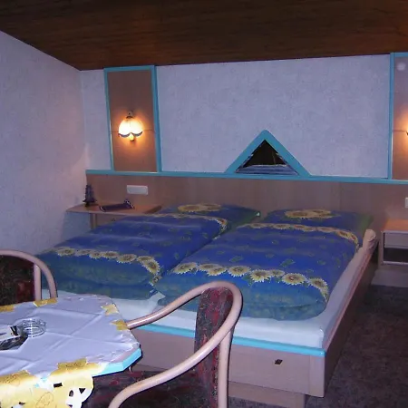 Guest house Gaestehaus Luxner