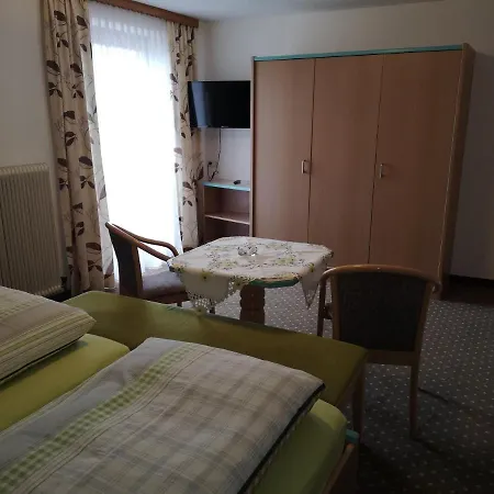 Gaestehaus Luxner Guest house