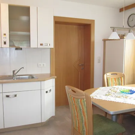 Guest house Gaestehaus Luxner Strass im Zillertal