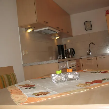 Guest house Gaestehaus Luxner Strass im Zillertal